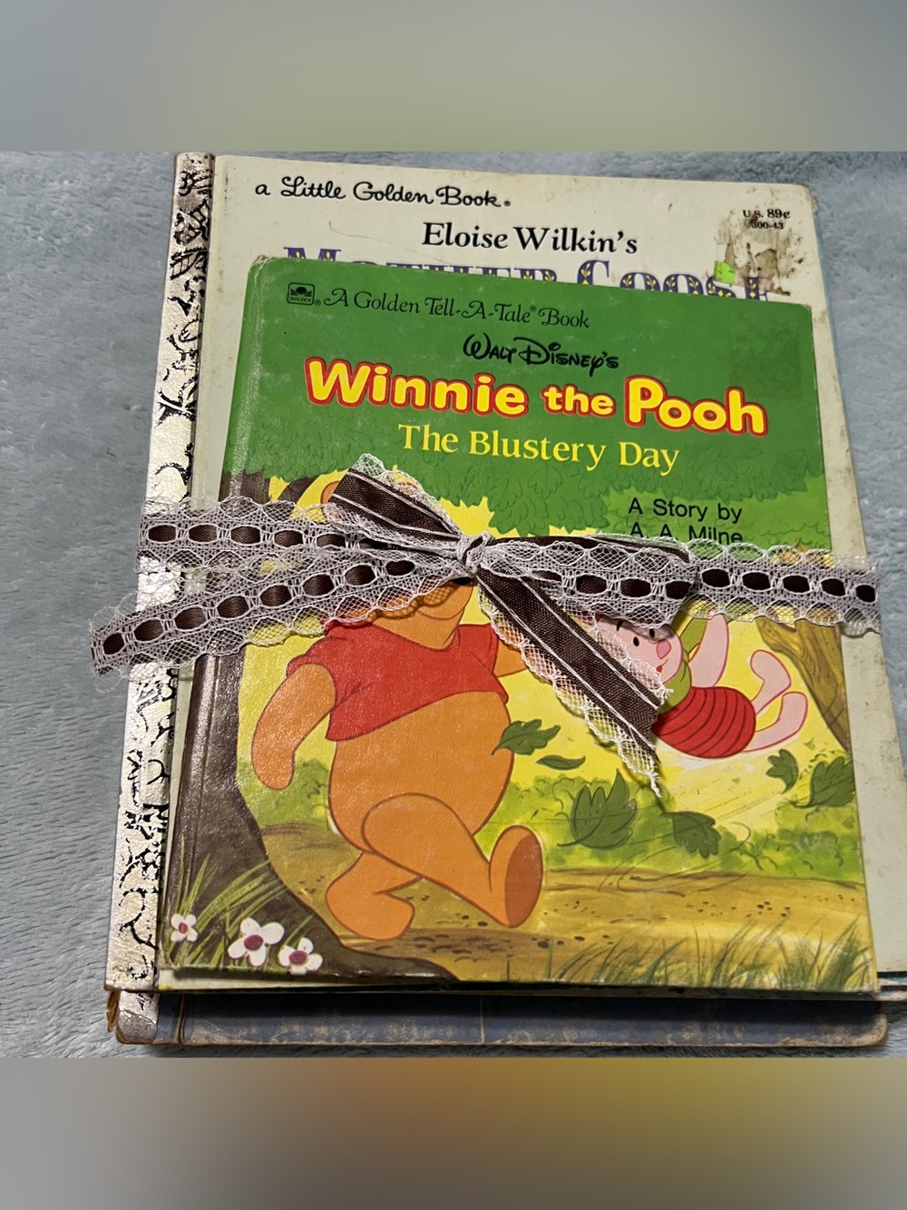 8 vintage little golden books, 70s and 80s
